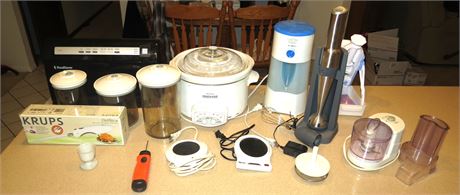 Assorted Small Kitchen Appliances