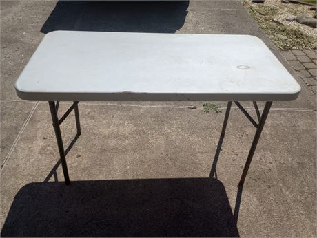 4' Folding Table