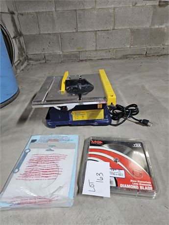 QEP 7" Wet Tile Saw with Extra Blade