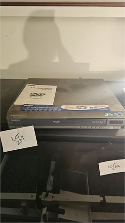 Samsung 5 Disc DVD Player