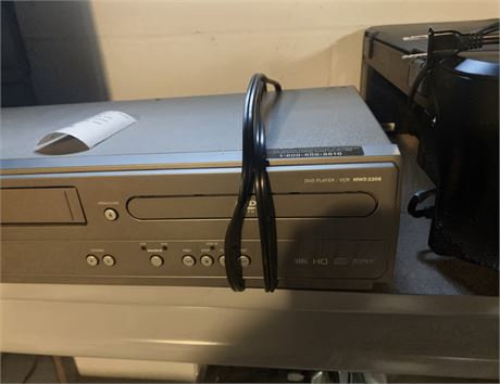 Magnavox VCR/DVD Player Combo