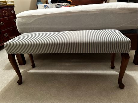 Foot-Of-Bed-Bench