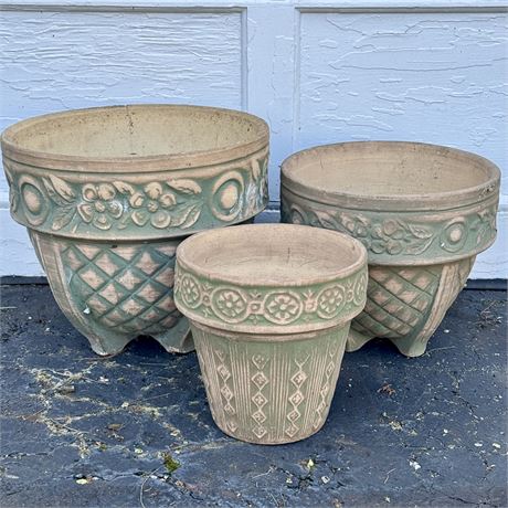 Classic Garden Pottery Pots and Planters - Bundle of 3
