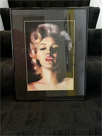 Marilyn Monroe signed and framed print