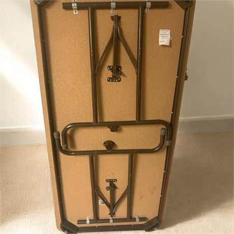 5 Ft Folding/Collapsable Utility table