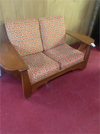 Cushman Colonial Creations Shaftsbury Paddle Arm Loveseat W/Cushions