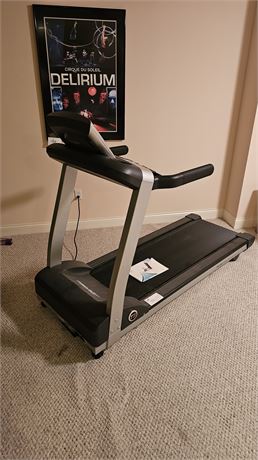 Life Fitness T3 Treadmill