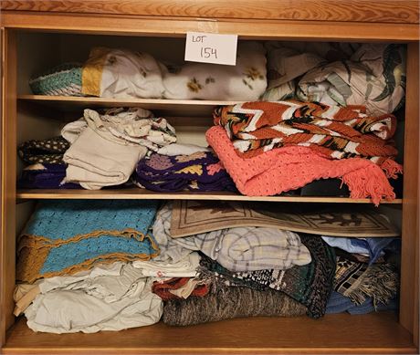 Hall Closet Cleanout- Mixed Linens, Blankets, Sheets & More Sizes Vary