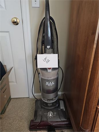 Hoover Maxpet Upright Sweeper