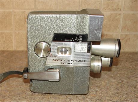 Vintage Wollensak 8mm Movie Camera