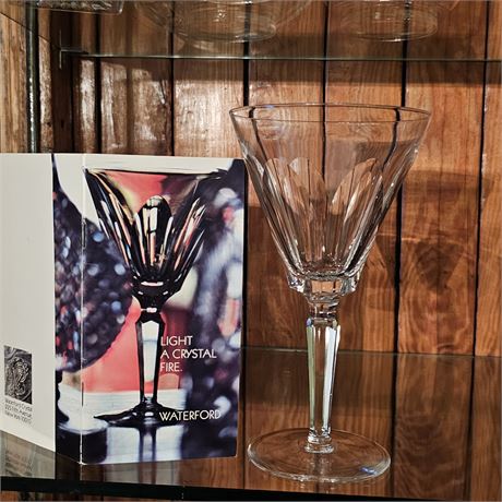 Waterford Crystal Wine Glasses "Sheila" Pattern Set of 5 (2 of 2)