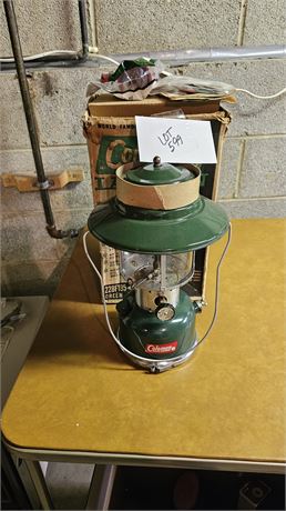 Coleman Model 228F Lantern Green