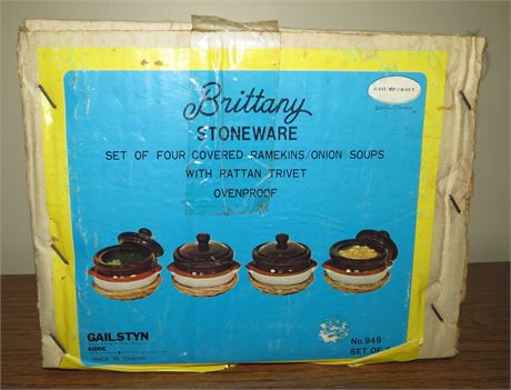 Brittany Stoneware Set Of 4 Bowls