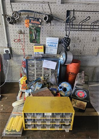 Mixed Hardware, Snake, Lunch Box, Spotlight & More