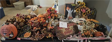 Huge Lot Of Halloween/Fall Decor:Wreaths, Floral,Ceramic,Signs, Light-Ups & More