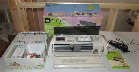 Cricut 24" Personal Electronic Cutter, Cartridges