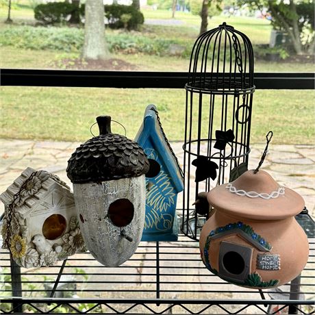 Collection of Birdhouse - Terracotta, Ceramic, Metal & Resin