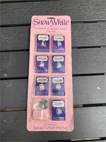 Disney's Snow White and the Seven Dwarves Collectors Pin Set & Bonus Ariel Pin