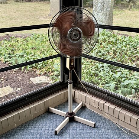 Vintage St. Regis 3 Speed Oscillating Floor Fan