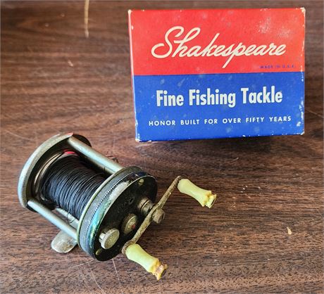 Vintage Shakespeare Classic Reel in Original Box  Model 1972