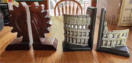 2 Sets of Book Ends