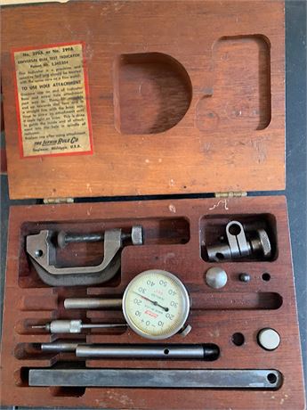 Lufkin No 399A Dial Tester In Wood Box