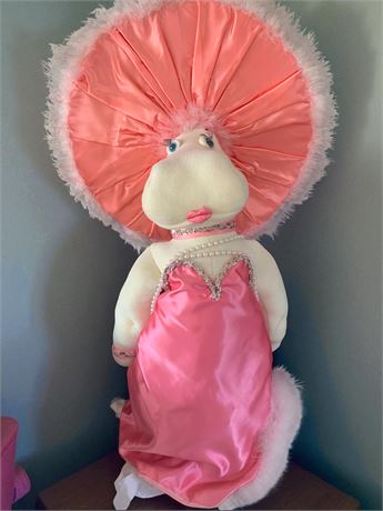 The House That Tilly Built Hippo Lady Handcrafted Sculpture Pink Dress/Pearls