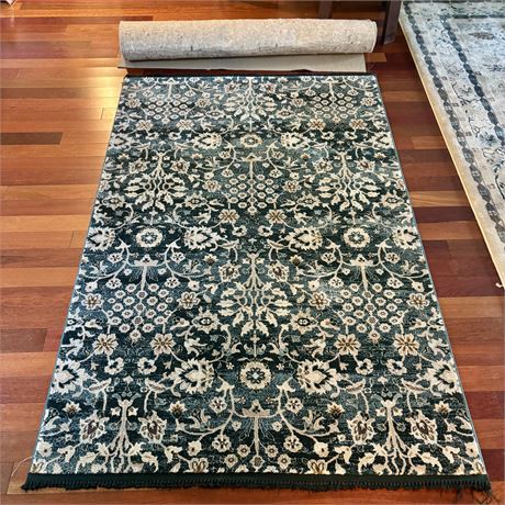 Safavieh Cream and Turquoise 4' x 6' Area Rug + Pad