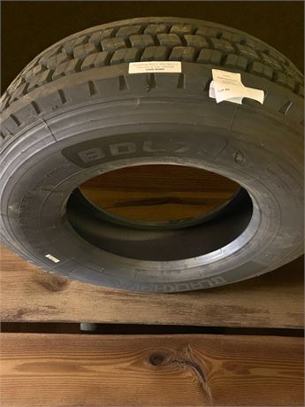 BlackHawk 295/75R22.5 144/141L BDL71 G Tire #5545546