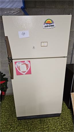 Amana 20 Model:TM20HL 19.7 Cubic Ft Refrigerator