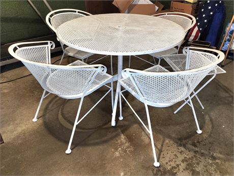 Metal Patio Table & Chairs