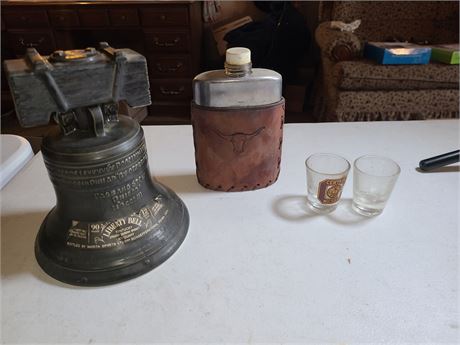 1969 Liberty Bell Kentucky Bourbon Whiskey Bottle/Longhorn Flask/Shot Glasses
