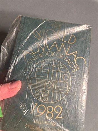 Book/Textbook Lot - The World Almanac & Book of Facts 1982, Finance, Math & More