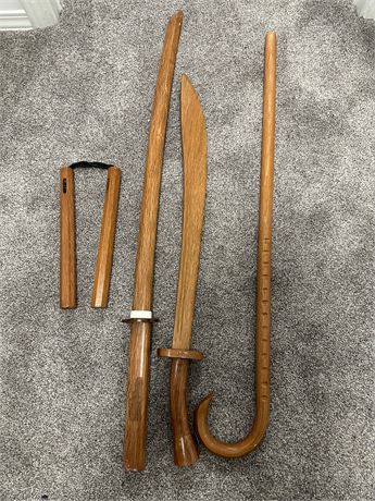 Wooden Martial Arts mixed "weapon" lot