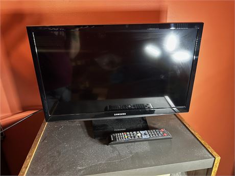 Samsung 24" TV