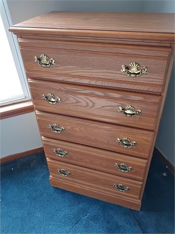 Carolina Furniture~Solid Oak 5-Drawer Chest of Drawers