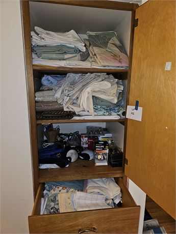 Hall Closet Cleanout: Full Size Sheets / Rug Savers / Light Bulbs & Much More