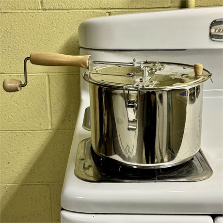 Lindy's Stainless Steel Stove Top Popcorn Popper