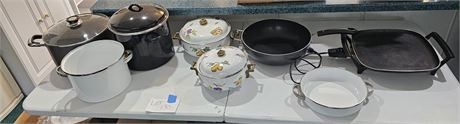 Mixed Black & White Kitchenware: Pots/Pans & Electric Skillet