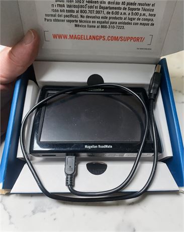 Magellan RoadMate 1475T Portable Car GPS Navigator W/Original Box