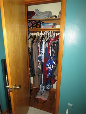 Closet Cleanout: Women's Clothing