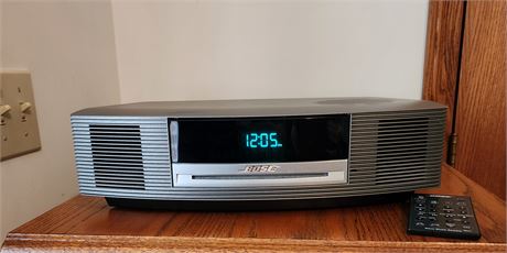 BOSE AM/FM CD Player w/ Remote