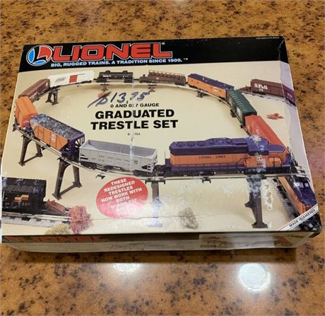 Lionel Graduated Trestle Set (0 and 027 Gauge)