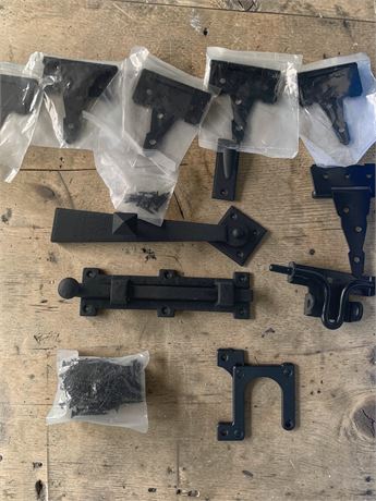 Black Rustic Gate/Barn Door Hardware W/Decorative T-Hinges & Thumb Latch Kit