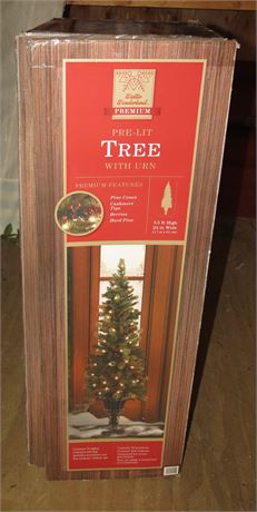 Prelit Tree With Urn