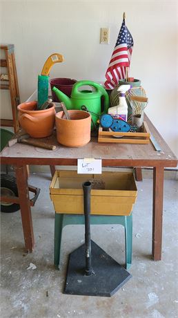 Mixed Garden Lot: Planters / Vases / Hand Tools & More