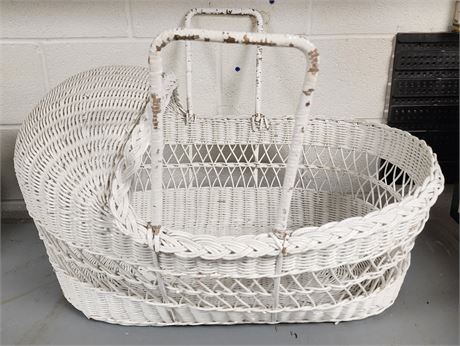 Wicker Bassinet