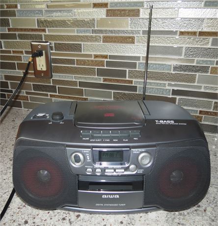 Aiwa CD/Cassette/Radio