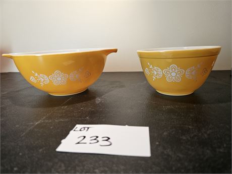 Pyrex Butterfly Gold Bowls
