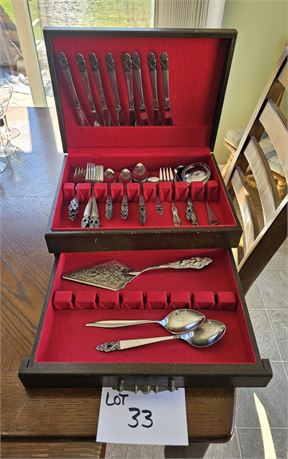Stainless Steel Flatware Set in Box Service For 8